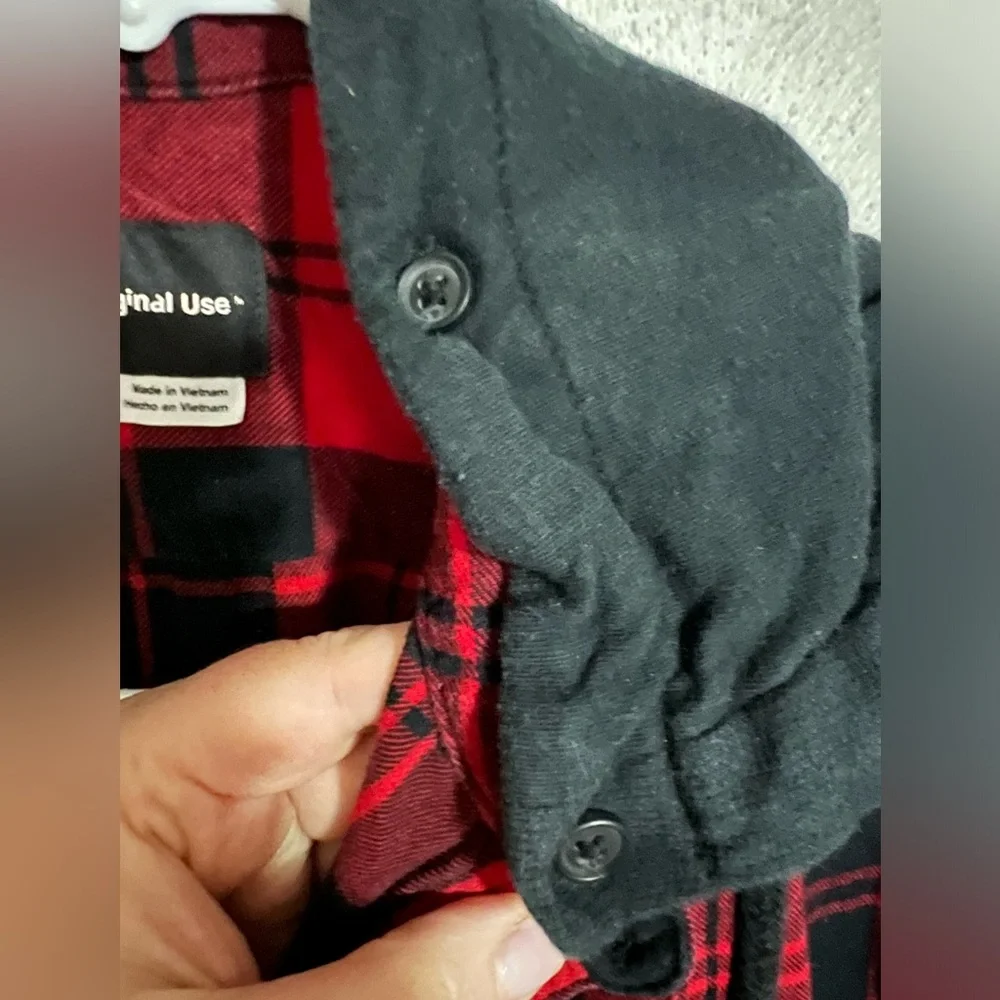 ORIGINAL USE Red and Black Flannel Button Down Shirt with Removable Hood Wms‎ S